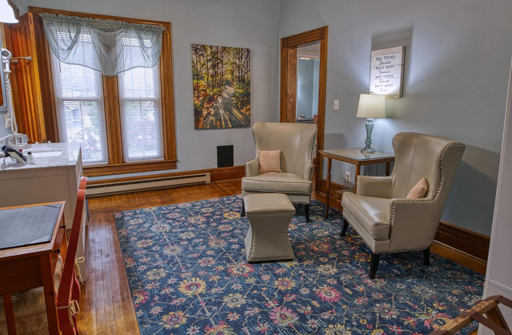 Rockwell Falls Inn And Wine Bar Lake Luzerne Екстериор снимка
