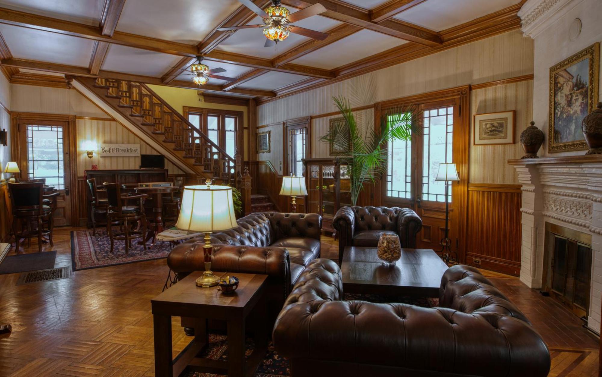 Rockwell Falls Inn And Wine Bar Lake Luzerne Екстериор снимка