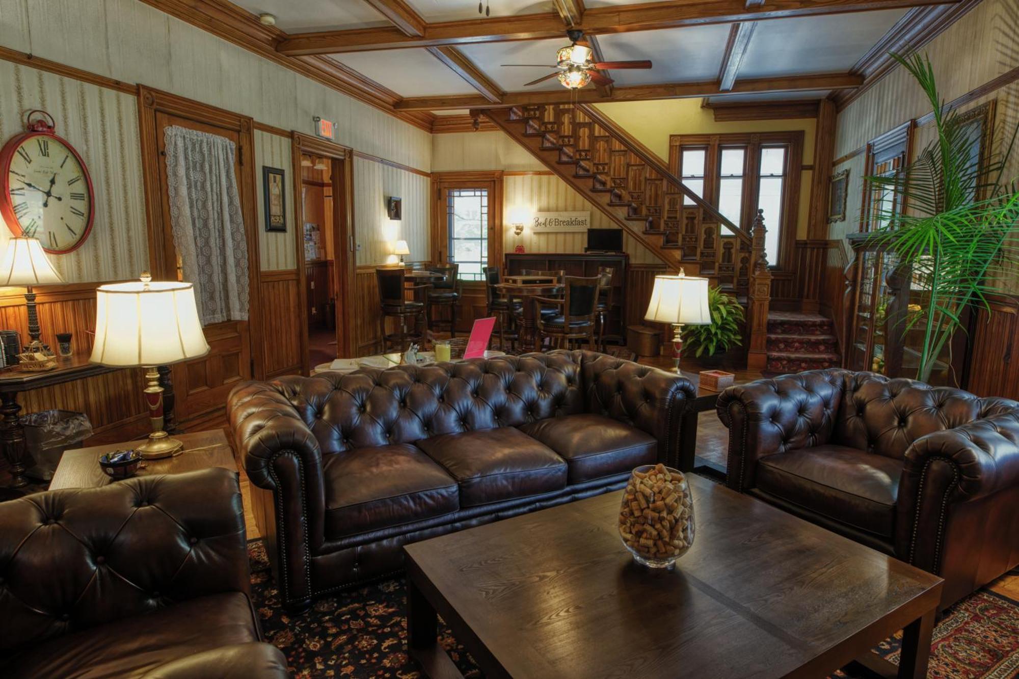 Rockwell Falls Inn And Wine Bar Lake Luzerne Екстериор снимка